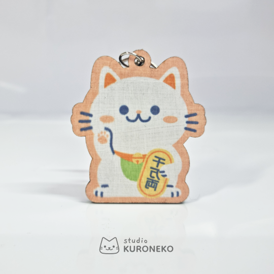 Prancheta6 Chaveiro MDF - Maneki Neko